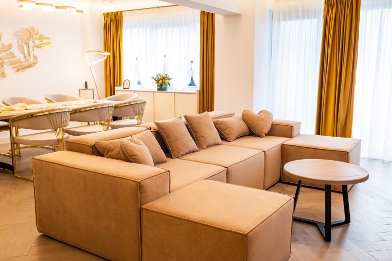 canapele confortabile