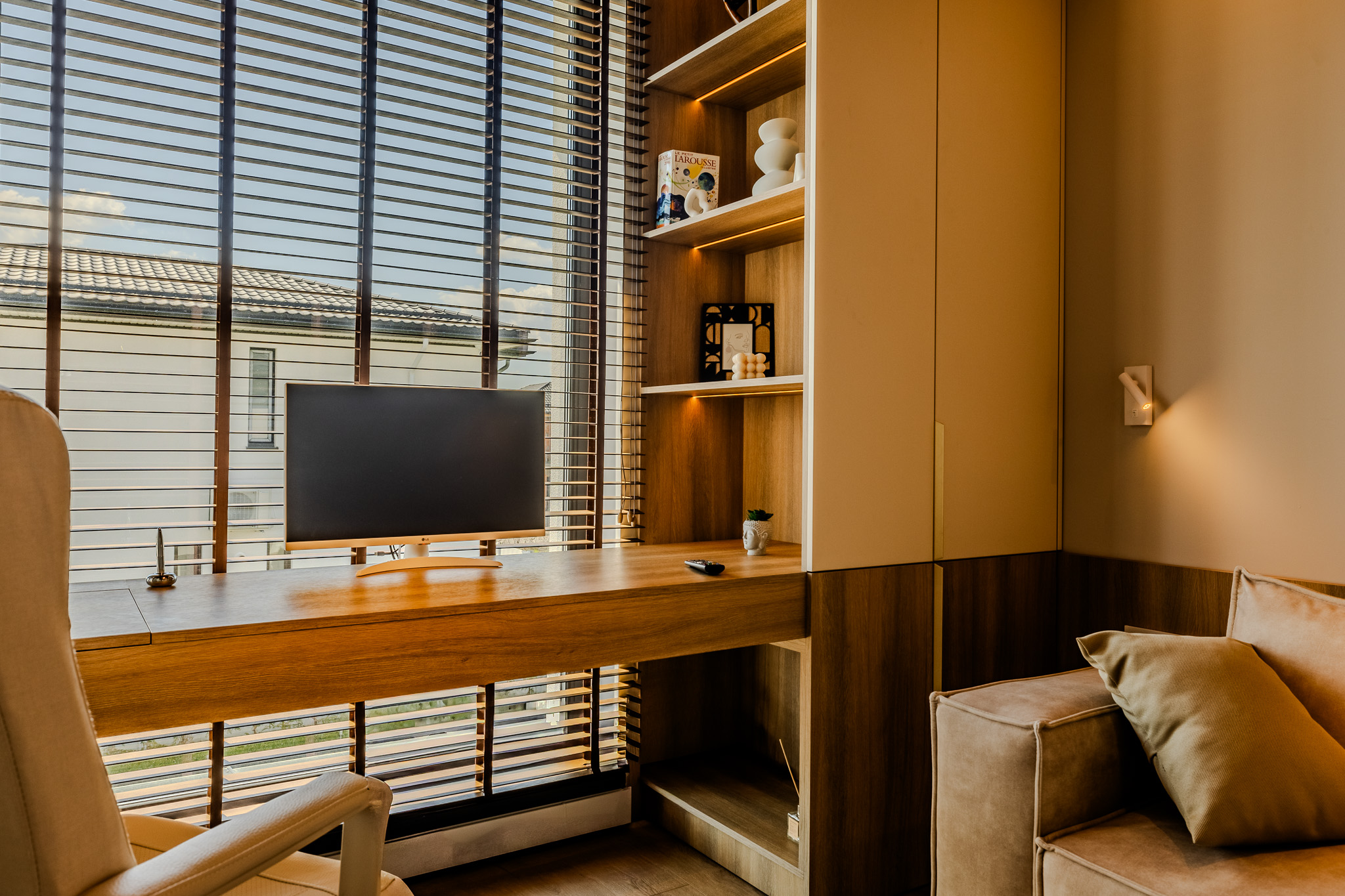 birou executiv